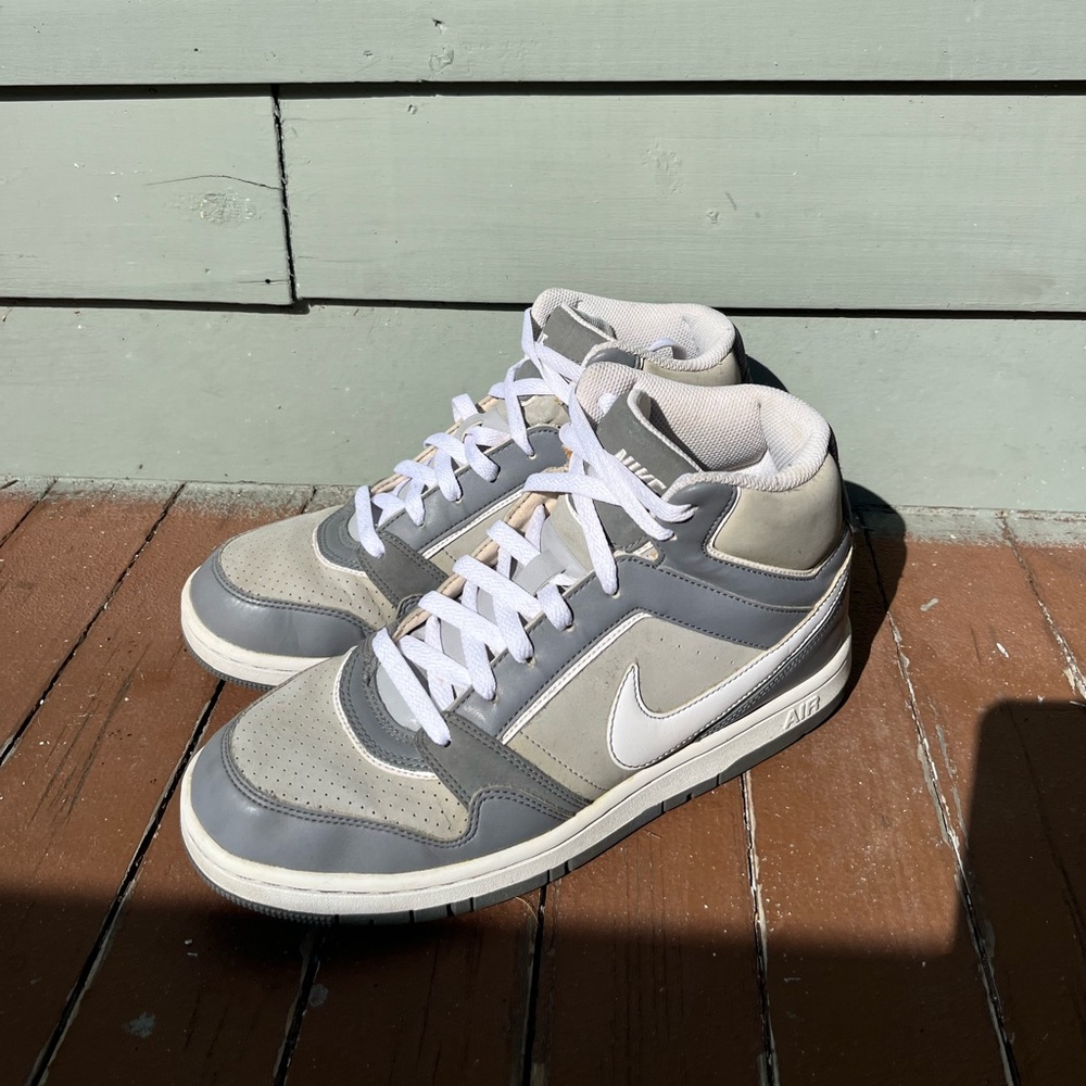 NIKE “AIR PRESTIGE” HIGH TOP SNEAKER